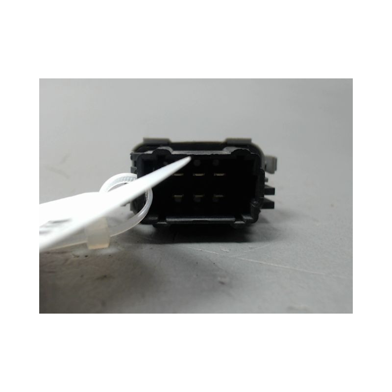 COMMANDE LEVE-GLACE PORTE AVD RENAULT MODUS 2004-2007