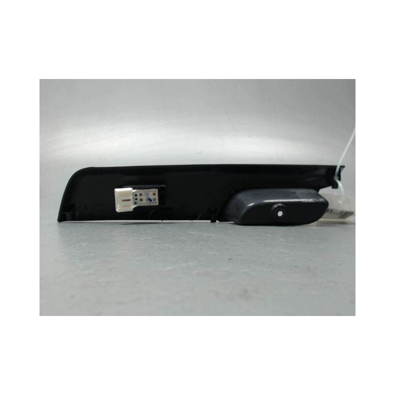 COMMANDE LEVE-GLACE PORTE AVD NISSAN PIXO