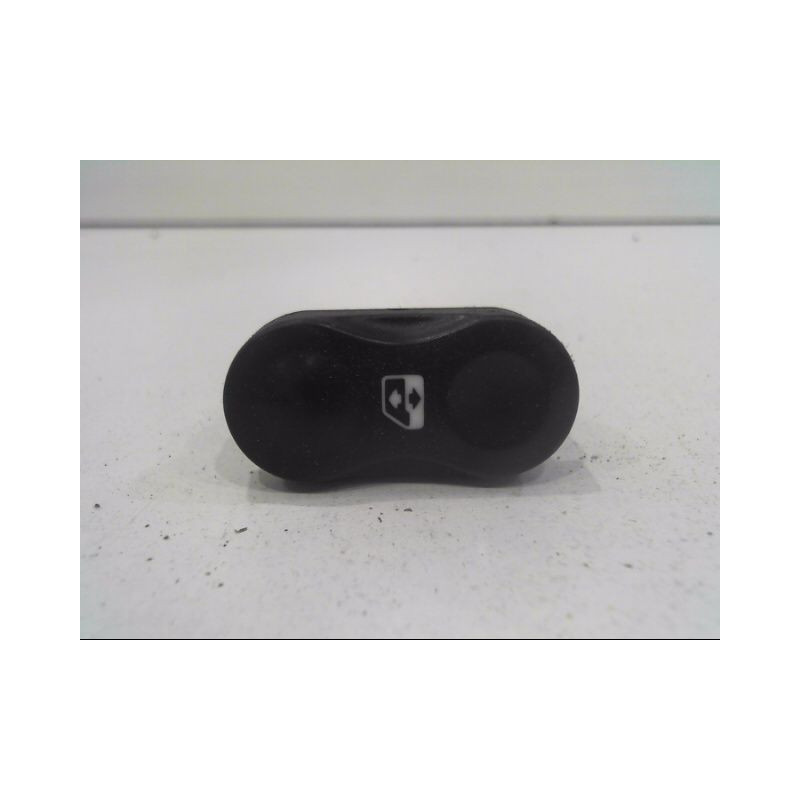 COMMANDE LEVE-GLACE PORTE AVG DACIA SANDERO
