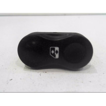 COMMANDE LEVE-GLACE PORTE AVD DACIA SANDERO