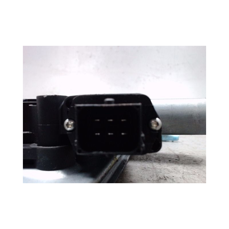 MECANISME+MOTEUR LEVE-GLACE AVANT GAUCHE OPEL CORSA 06-09