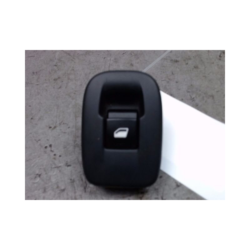 COMMANDE LEVE-GLACE PORTE AVD PEUGEOT 208