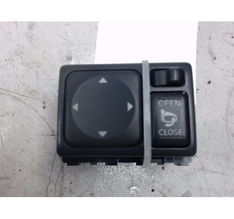 COMMANDE RETROVISSEUR EXT ELECTRIQUE
