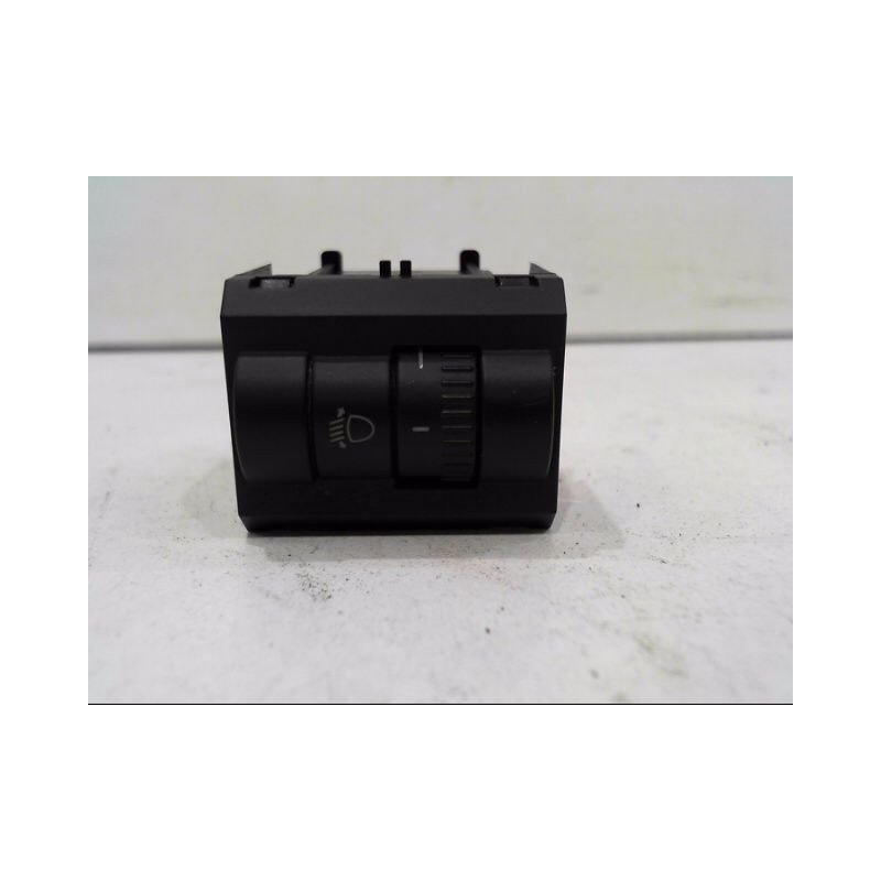 INTERIEUR COMMANDE PHARES SEAT TOLEDO
