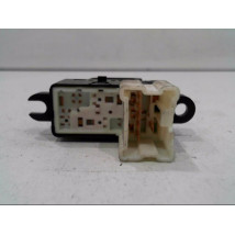 COMMANDE LEVE-GLACE PORTE AVD NISSAN MICRA