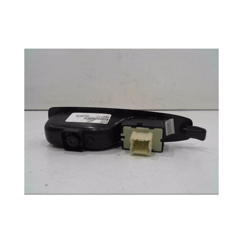 COMMANDE LEVE-GLACE PORTE ARD RENAULT CLIO