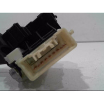 COMMANDE ECLAIRAGE TOYOTA YARIS