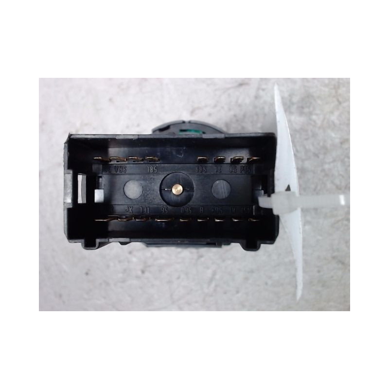 COMMANDE ECLAIRAGE VOLKSWAGEN GOLF IV 98-2004