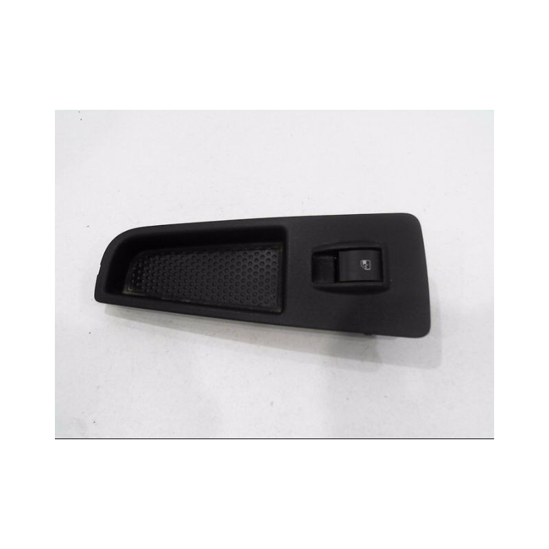 COMMANDE LEVE-GLACE PORTE AVD FIAT BRAVO