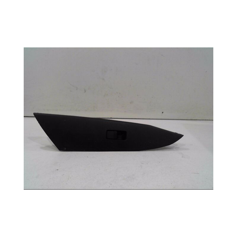 COMMANDE LEVE-GLACE PORTE AVD MAZDA 3