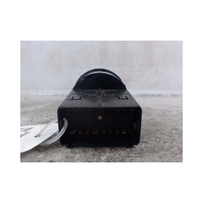 COMMANDE ECLAIRAGE SKODA OCTAVIA