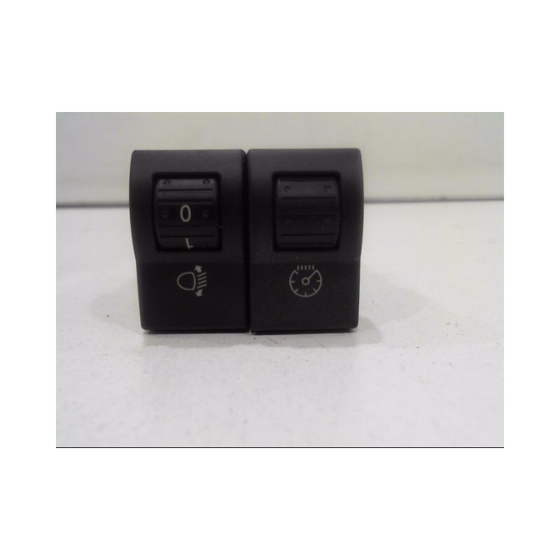 INTERIEUR COMMANDE PHARES MAZDA 3