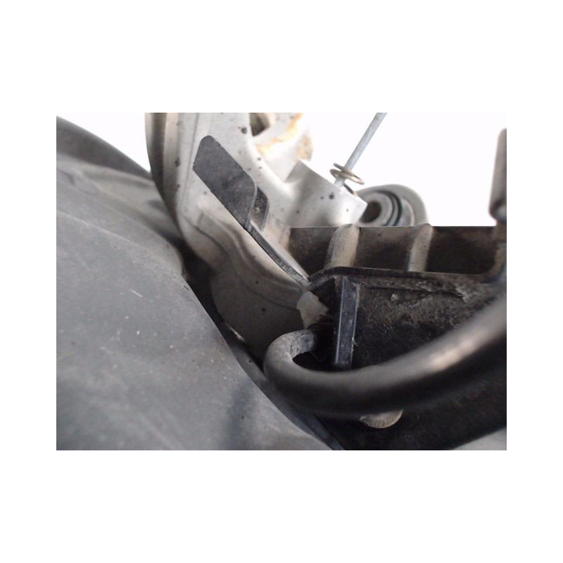 PIVOT ARRIERE GAUCHE MERCEDES CLASSE C COUPE SPORT -2004