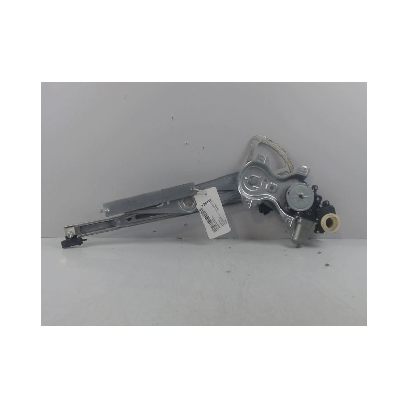MECANISME+MOTEUR LEVE-GLACE AVANT DROIT TOYOTA AURIS 2010-