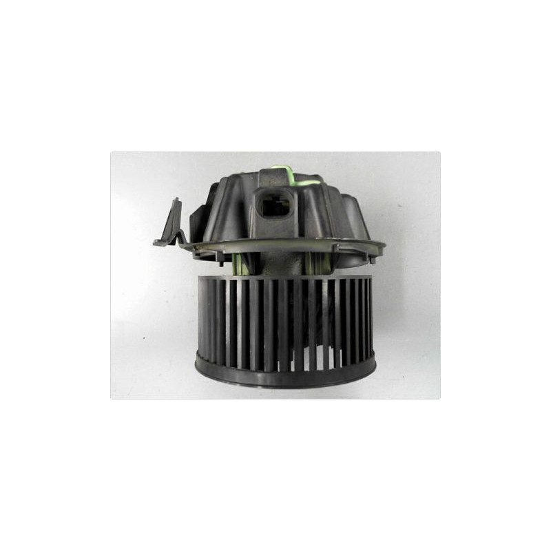 MOTEUR VENTILATEUR CHAUFFAGE DACIA LOGAN MCV PH2 08-13