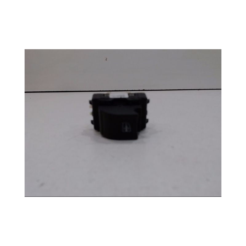 COMMANDE LEVE-GLACE PORTE ARD RENAULT CLIO