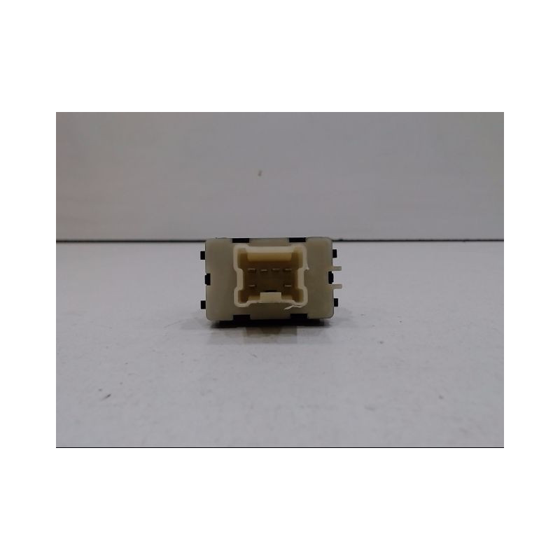 COMMANDE LEVE-GLACE PORTE ARD RENAULT CLIO