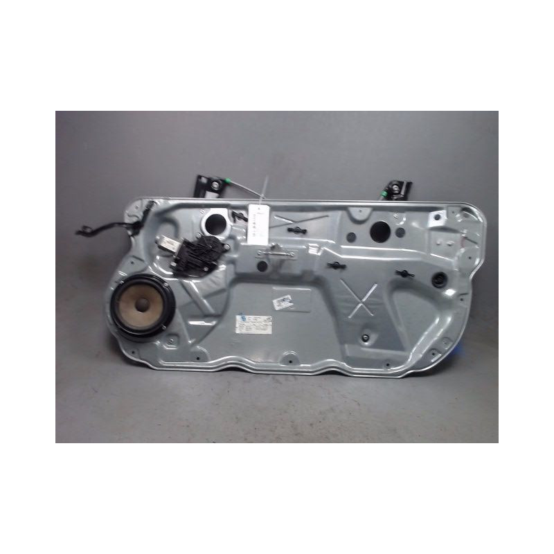 MECANISME+MOTEUR LEVE-GLACE AVANT DROIT VOLKSWAGEN POLO 2005-