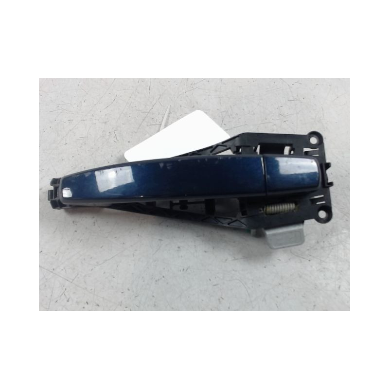 POIGNEE EXTERIEURE PORTE AVANT DROIT OPEL CORSA 2010-