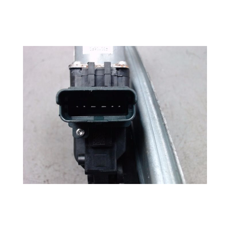MECANISME+MOTEUR LEVE-GLACE ARRIERE DROIT RENAULT MEGANE