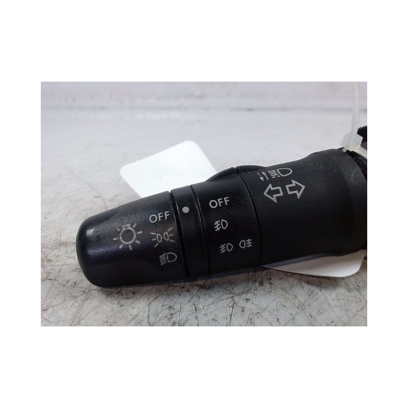 COMMANDE CLIGNOTANT NISSAN ALMERA TINO 2003-