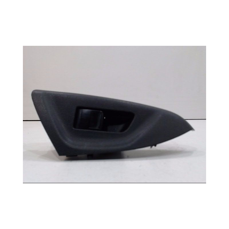 COMMANDE LEVE-GLACE PORTE AVD CITROEN C1