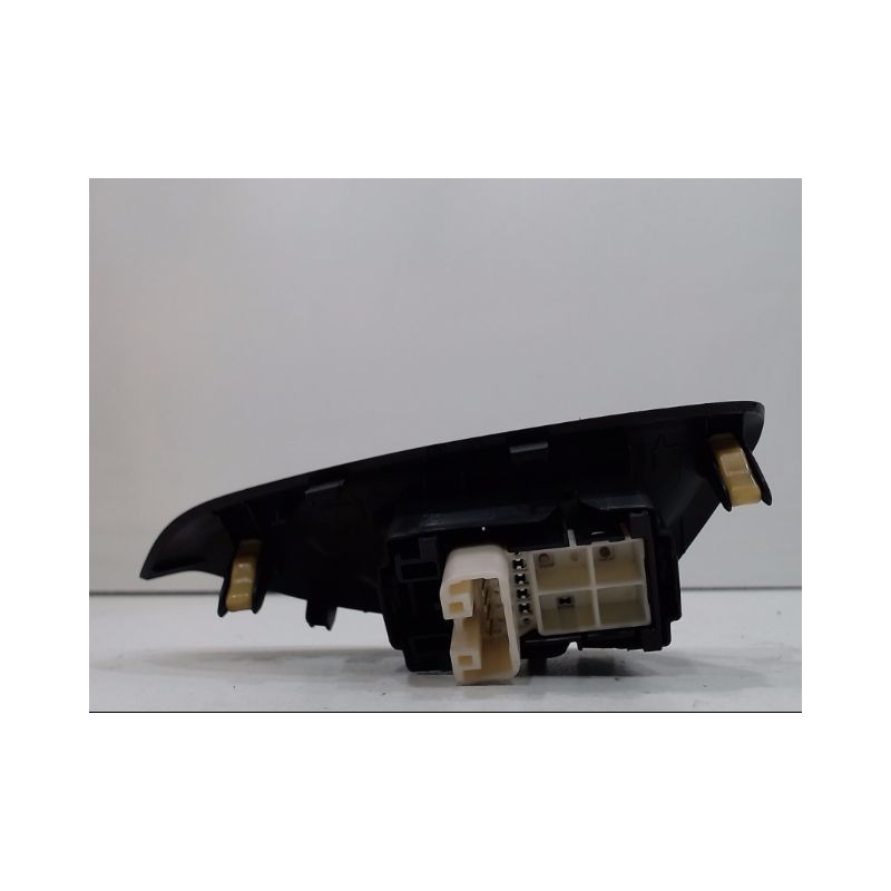 COMMANDE LEVE-GLACE PORTE AVD CITROEN C1