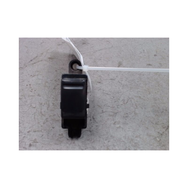 COMMANDE LEVE-GLACE PORTE ARG NISSAN X-TRAIL