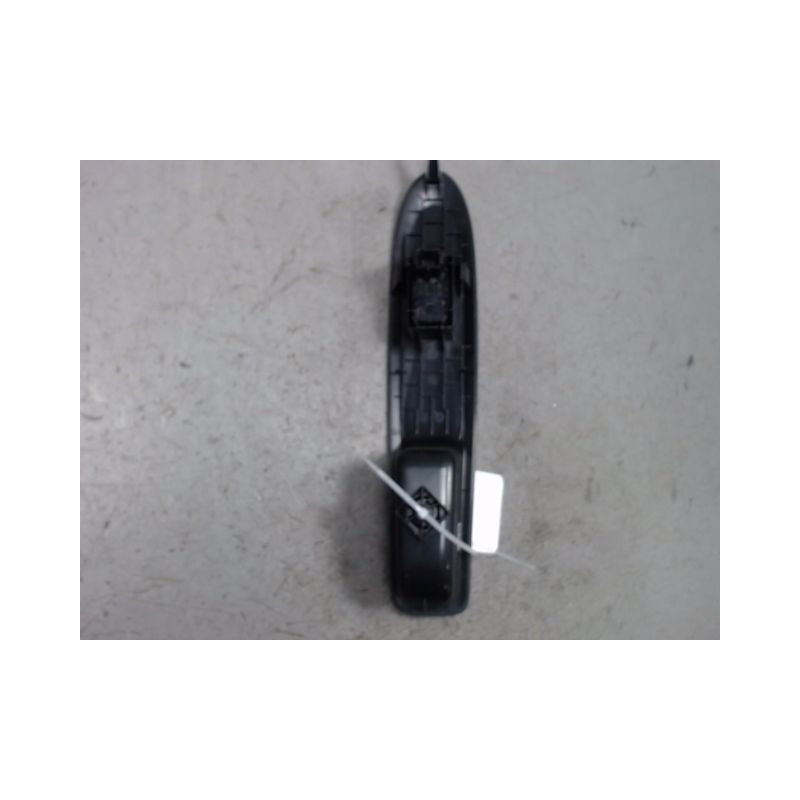 COMMANDE LEVE-GLACE PORTE AVD CITROEN C4 2010-