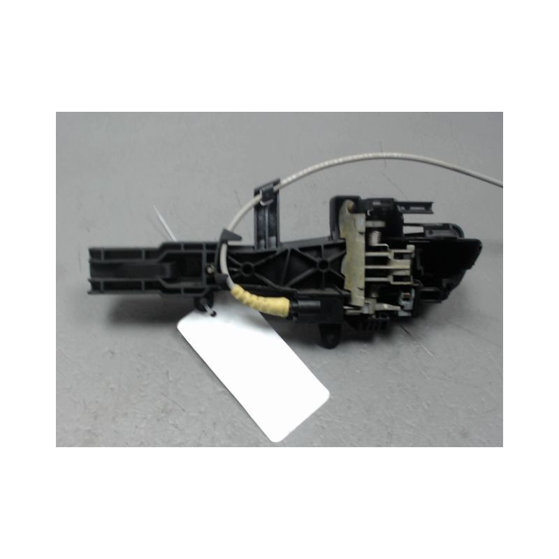 POIGNEE EXTERIEURE PORTE AVANT DROIT B.M.W. SERIE 1