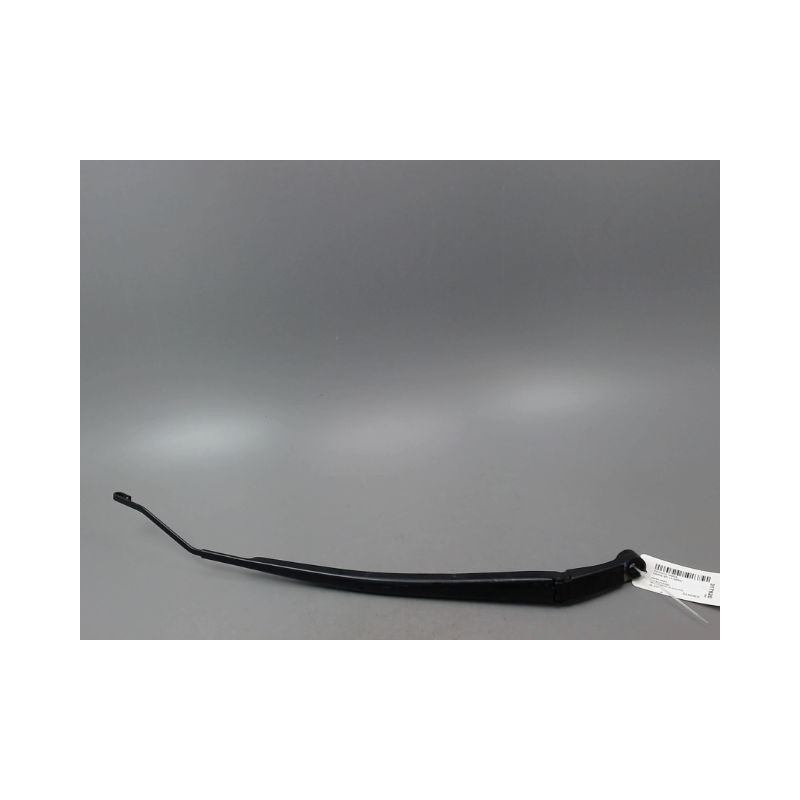 BRAS ESSUIE-GLACE AVANT DROIT TOYOTA YARIS 2005-