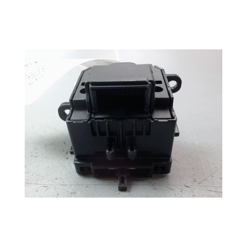COMMANDE ECLAIRAGE TOYOTA YARIS 2005-