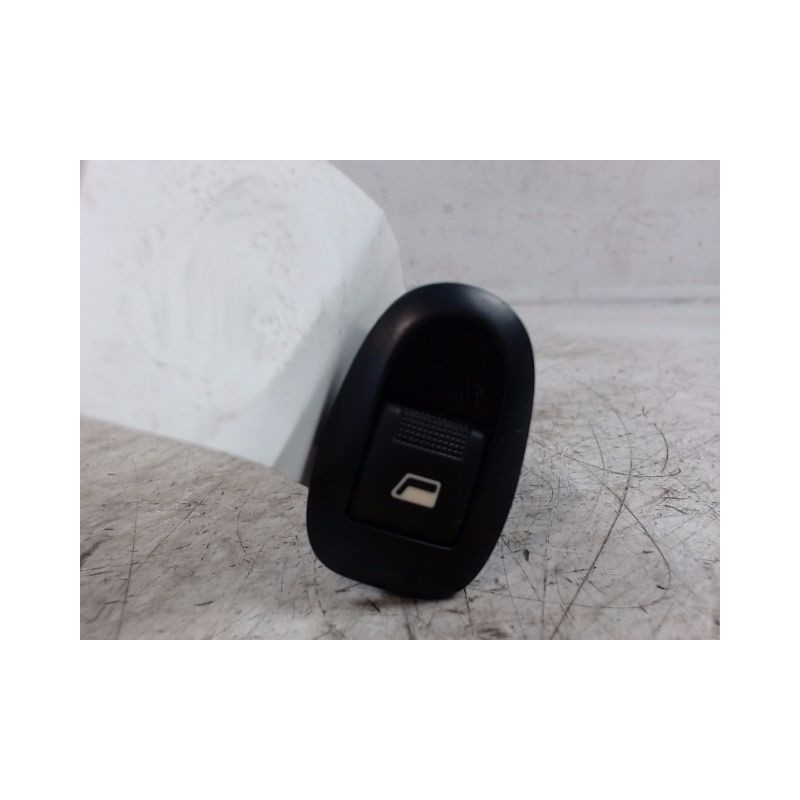 COMMANDE LEVE-GLACE PORTE ARD CITROEN C3 2002-2005