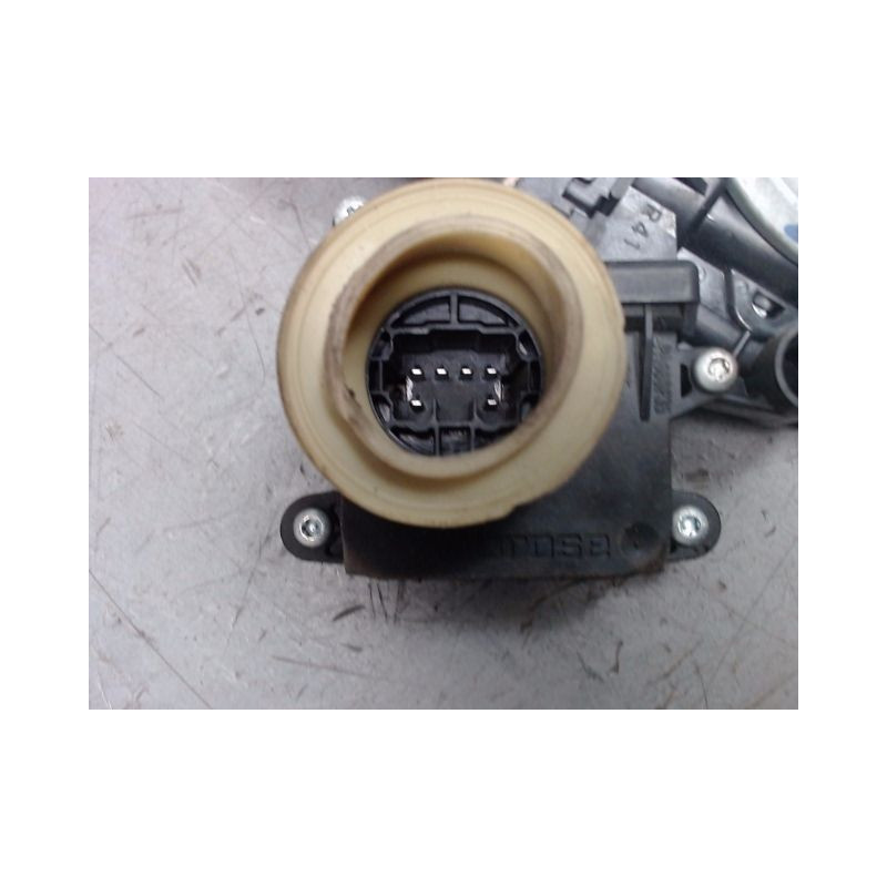 MECANISME+MOTEUR LEVE-GLACE ARRIERE DROIT TOYOTA COROLLA VERSO 2004-2007