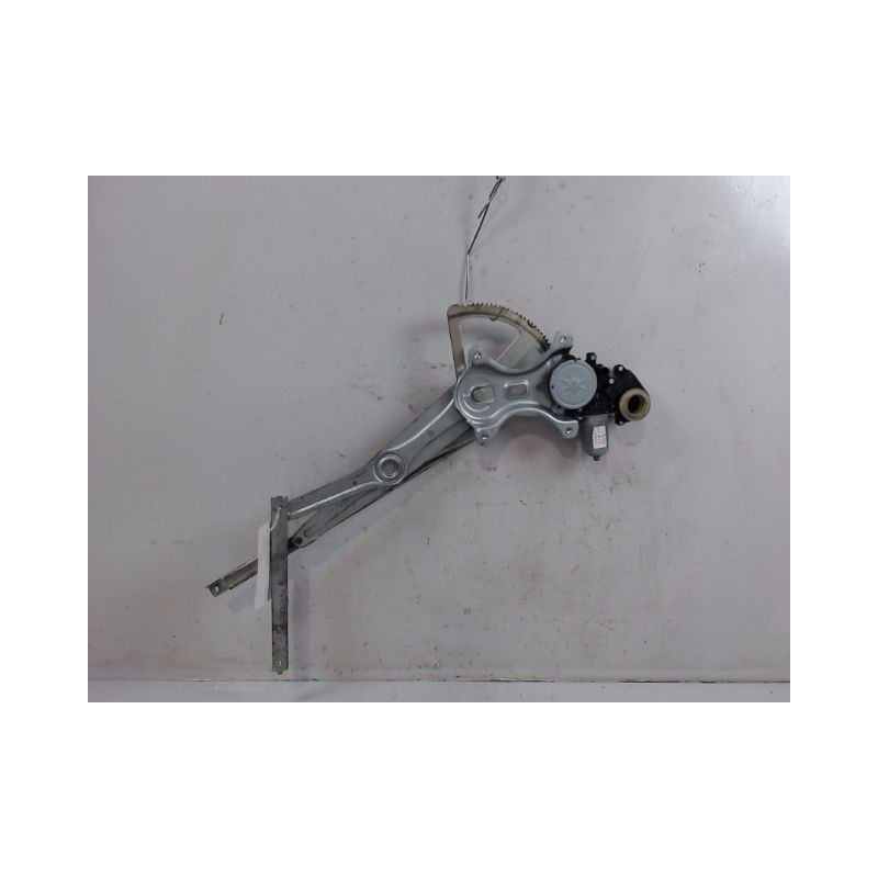 MECANISME+MOTEUR LEVE-GLACE AVANT DROIT TOYOTA COROLLA VERSO 2004-2007