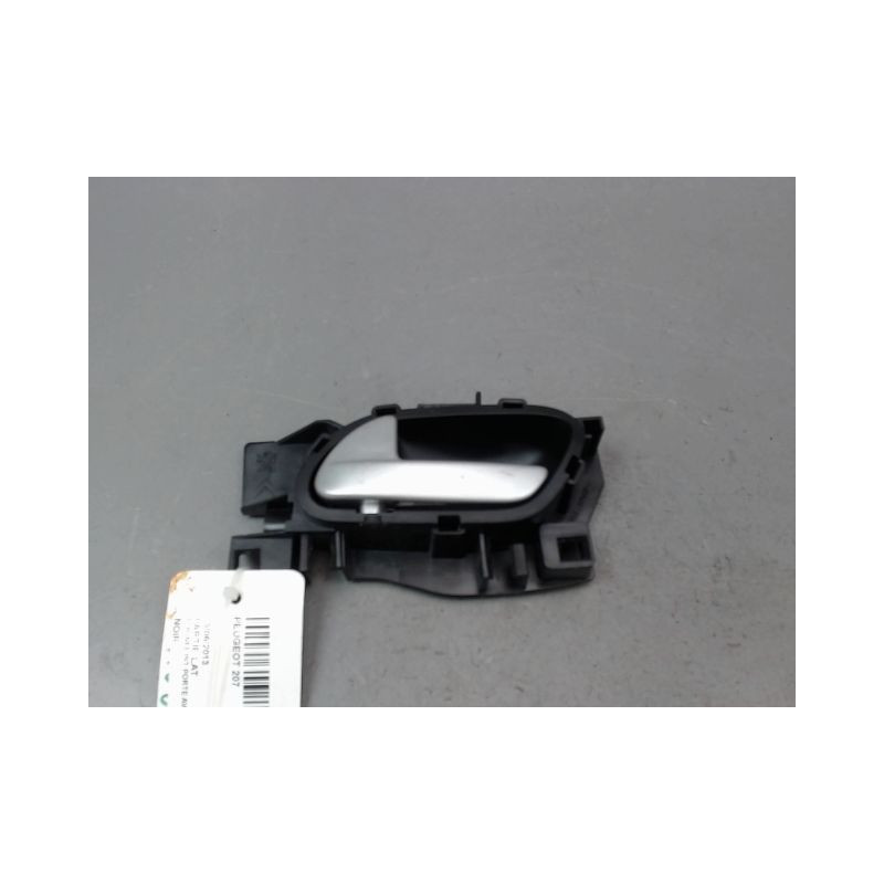 POIGNEE INTERIEURE PORTE AVANT GAUCHE PEUGEOT 207 2006-2013