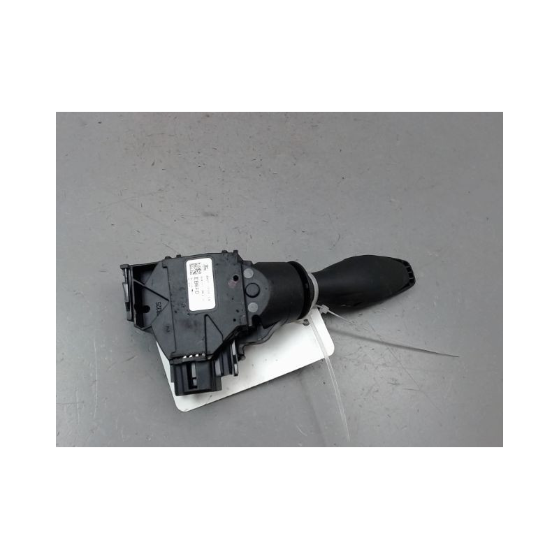 COMMANDE ECLAIRAGE FORD FIESTA VI Phase 1 2008-2012