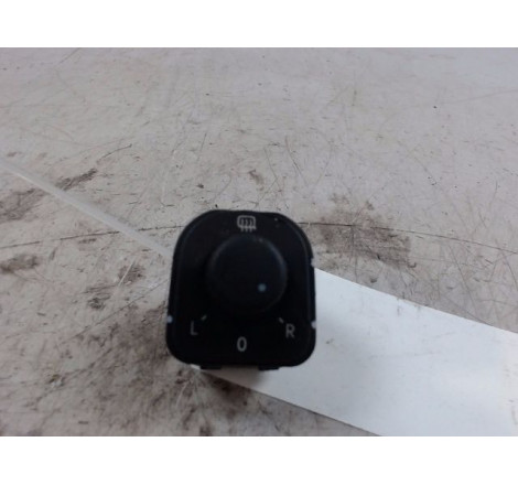 COMMANDE RETROVISSEUR EXT ELECTRIQUE