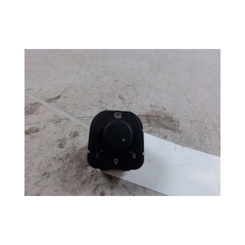 COMMANDE RETROVISSEUR EXTERIEUR ELECTRIQUE VOLKSWAGEN GOLF V PLUS 2005-