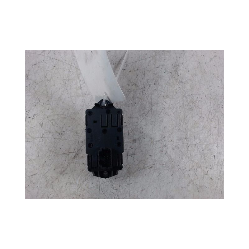 INTERIEUR COMMANDE FREIN A MAIN RENAULT SCENIC III 2009-