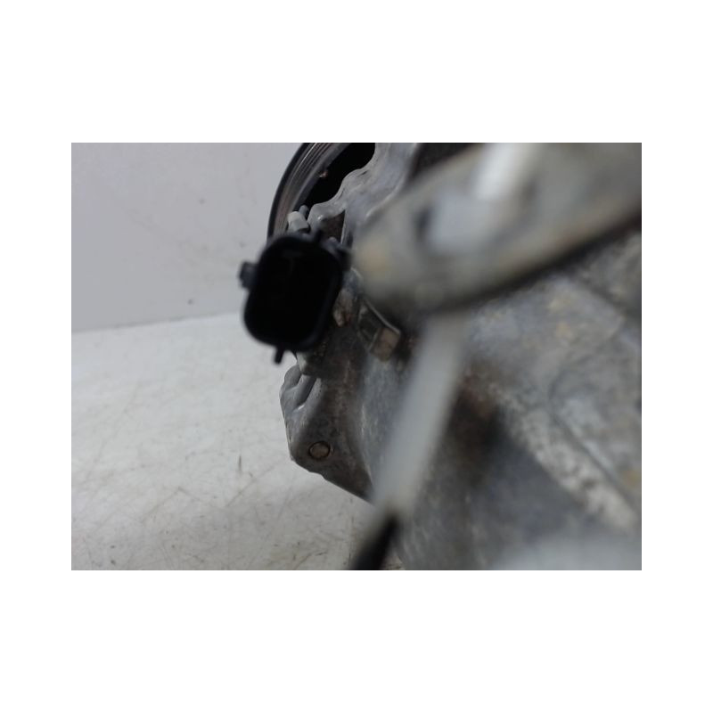 COMPRESSEUR AIR CONDITIONNE DACIA LODGY
