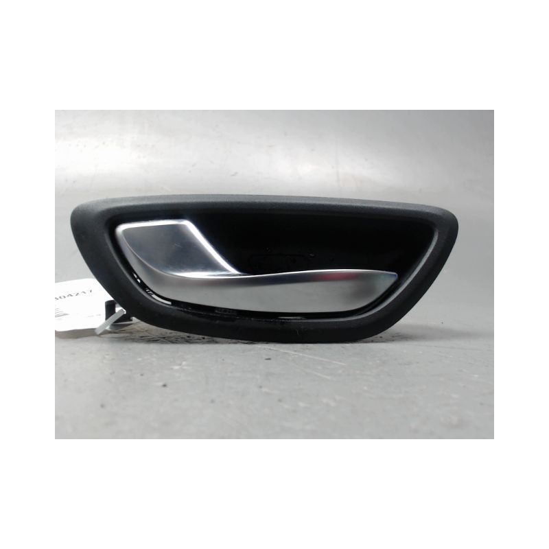 POIGNEE INTERIEURE PORTE AVANT GAUCHE RENAULT MEGANE