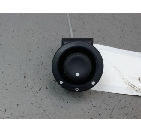 COMMANDE RETROVISSEUR EXT ELECTRIQUE