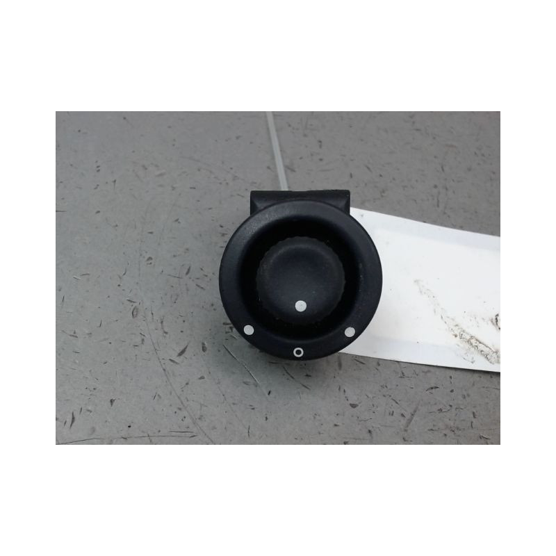 COMMANDE RETROVISSEUR EXTERIEUR ELECTRIQUE RENAULT CLIO II Phase 2 2001-2006