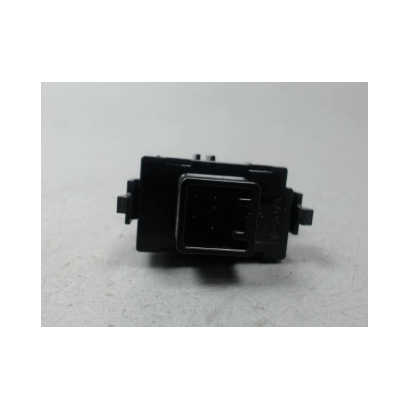 COMMANDE LEVE-GLACE PORTE ARD TOYOTA COROLLA VERSO 2004-2007