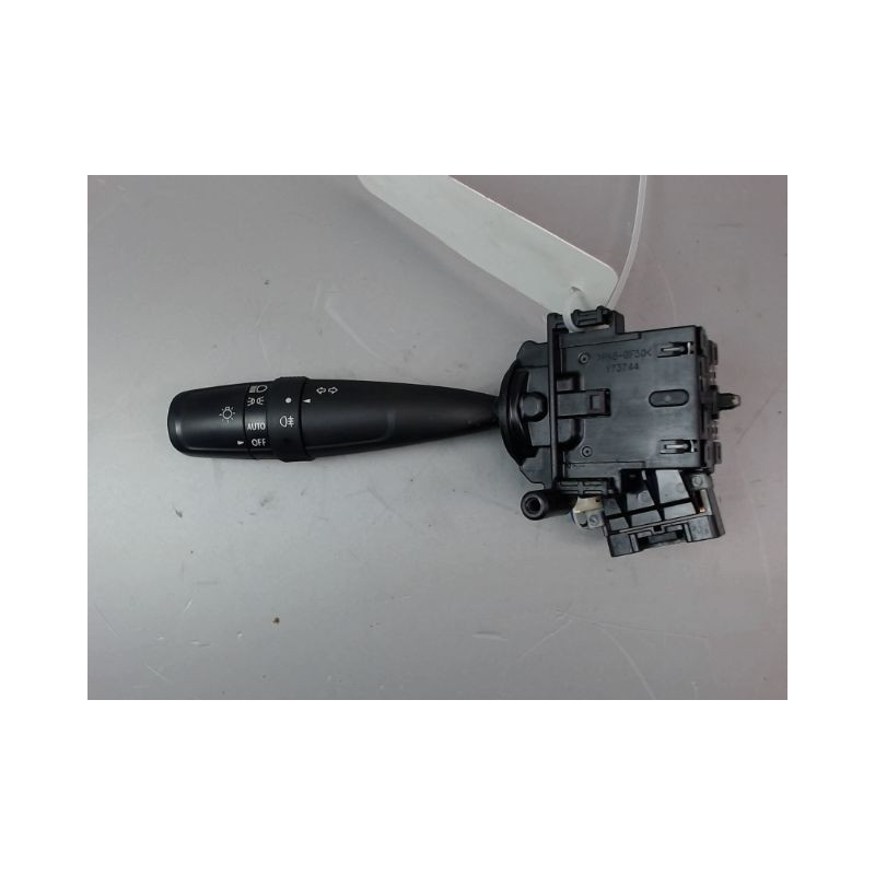 COMMANDE ECLAIRAGE SUZUKI SWIFT III 2005-2011