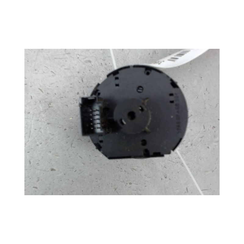 INTERIEUR COMMANDE PHARES VOLKSWAGEN GOLF V (1K) 2003-2008