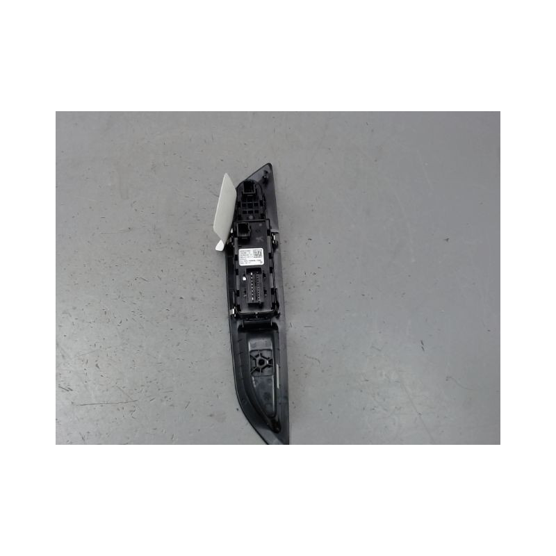 COMMANDE LEVE-GLACE PORTE AVG PEUGEOT 208 2012-...