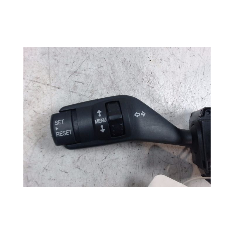 COMMANDE CLIGNOTANT FORD FOCUS 04-07