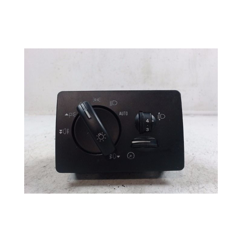 COMMANDE ECLAIRAGE FORD FOCUS 04-07